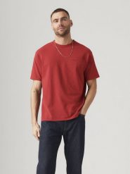Levi's Koszulka "Red Tab Vintage" w kolorze czerwonym rozmiar: L. Czerwone bezrękawniki Levi's®, l, bez wzorów, z bawełny, bez kołnierzyka, bez ramiączek. Za 75.34 zł.