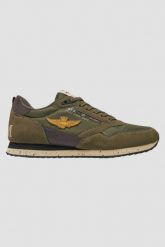AERONAUTICA MILITARE Zielone sneakersy męskie Am With Eagle Crest. Zielone buty sportowe casual Aeronautica Militare, z aplikacjami, z tkaniny, bez zapięcia. W wyprzedaży za 309.99 zł.