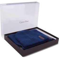 Zestaw Szalik i Czapka CALVIN KLEIN - Octave Giftset K50K503462 411. Czapki zimowe marki CALVIN KLEIN. W wyprzedaży za 239.00 zł.