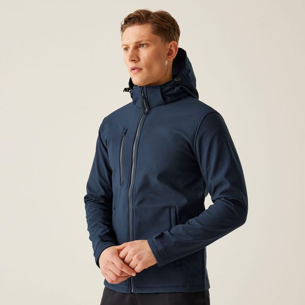 Męska 3-warstwowa kurtka softshell z kapturem Venturer z nadrukiem. Niebieskie kurtki Regatta, na zimę, m, bez wzorów, z softshellu, z kapturem. Za 269.99 zł.