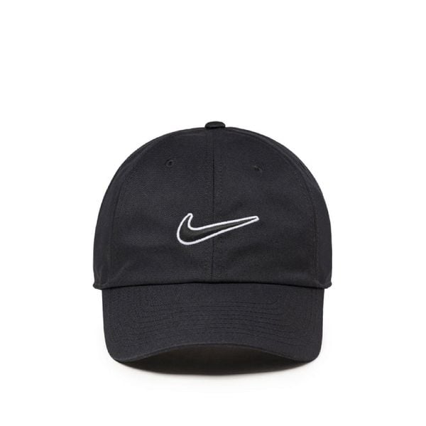Czapka z daszkiem Nike Club Cap. Czarne czapki z daszkiem Nike, bez wzorów, z bawełny. Za 110.99 zł.