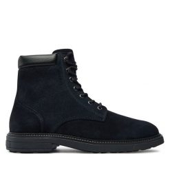 Kozaki Tommy Hilfiger. Niebieskie kozaki Tommy Hilfiger, bez wzorów, bez obcasa, bez zapięcia. Za 799.99 zł.
