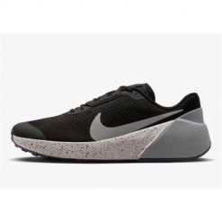 Buty treningowe męskie Nike Air Zoom. Czarne buty treningowe Nike, bez wzorów, z gumy, na fitness i siłownię. Za 503.00 zł.