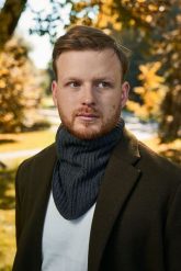 Ciepły komin zimowy z polarem brødrene k1 c. szary 9911. Szare szaliki bez wzorów, z polaru. Za 31.85 zł.