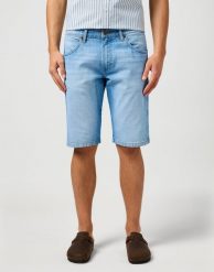 MESKIE SPODENKI WRANGLER COLTON SHORTS SLATE SHADE 112362489. Szorty Wrangler, bez wzorów, z jeansu. Za 169.99 zł.