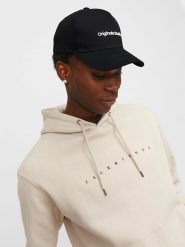 Jack & Jones Czapka w kolorze czarnym rozmiar: onesize. Czarne czapki z daszkiem Jack & Jones, bez wzorów, z bawełny. Za 22.08 zł.