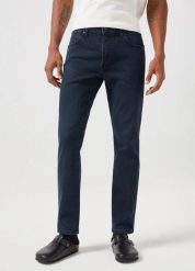 Męskie Spodnie Jeansowe Wrangler Larston Cloudy Skies 112350840, W31 L34. Niebieskie spodnie materiałowe Wrangler, na co dzień, l, bez wzorów, z bawełny, eleganckie, z obniżonym stanem, długie. Za 219.99 zł.