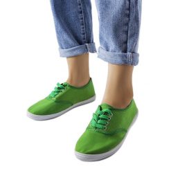 Zielone tenisówki Wang. Zielone trampki m, bez wzorów, bez zapięcia. Za 64.19 zł.