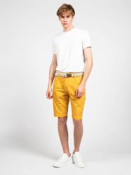Antony Morato Szorty "Fred" | MMSH00135 FA900118 | Fred | Mężczyzna | Żółty. Żółte szorty Antony Morato, m, bez wzorów, z bawełny. W wyprzedaży za 139.00 zł.