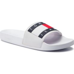 Klapki TOMMY JEANS - Flag Pool Slide EM0EM00284 White 100. Klapki marki Tommy Jeans. Za 229.00 zł.