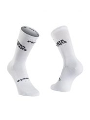Skarpety rowerowe NORTHWAVE Clean Sock biały. Białe skarpety Northwave, bez wzorów, z materiału. Za 69.00 zł.