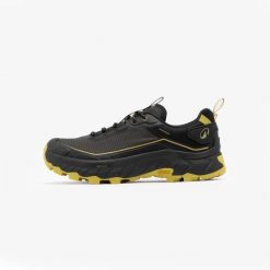 Second Life - Buty turystyczne męskie Quechua MH900 wodoodporne - Stan Doskonały. Czarne buty turystyczne QUECHUA, bez wzorów, z kauczuku, bez zapięcia, trekkingowe. Za 224.99 zł.