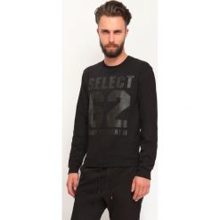 BLUZA NIEROZPINANA MĘSKA LUŹNA. Bluzy z kapturem marki DRYWASH. W wyprzedaży za 49.99 zł.