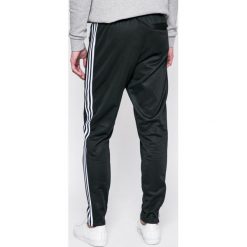 Adidas Originals - Spodnie Beckenbauer. Spodnie treningowe długie adidas Originals. Za 279.90 zł.