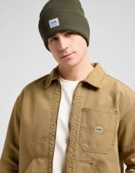 MESKA CZAPKA ZIMOWA LEE WORKWEAR BEANIE OAK MOSS 112372691. Zielone czapki zimowe Lee, bez wzorów. Za 89.99 zł.