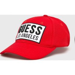 Guess Jeans - Czapka. Czapki z daszkiem marki Guess Jeans. Za 139.90 zł.