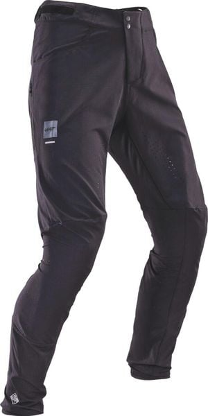 Spodnie ochronne Leatt Trail 2.0. Czarne spodenki rowerowe LEATT, l, bez wzorów, z materiału, rowerowe. Za 395.80 zł.