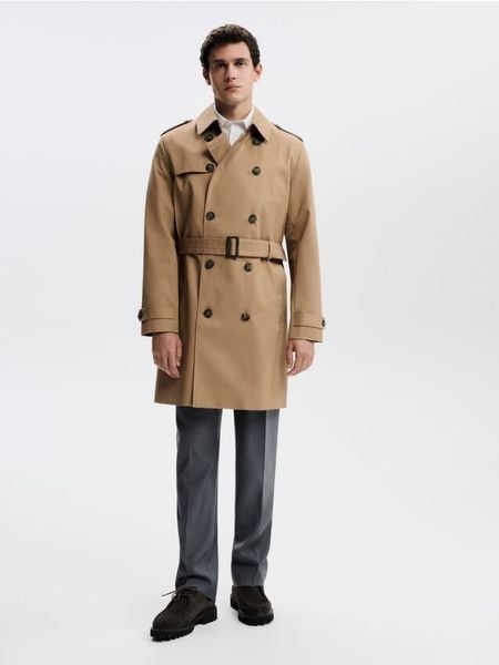 Zamszowe półbuty - ciemnobrązowy. Brązowe eleganckie półbuty Reserved, bez wzorów, z zamszu, bez obcasa, bez zapięcia. Za 279.99 zł.