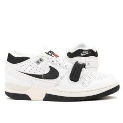 Buty męskie sportowe Nike AIR FORCE. Białe buty do koszykówki Nike, bez zapięcia, do koszykówki, nike air force. W wyprzedaży za 419.00 zł.