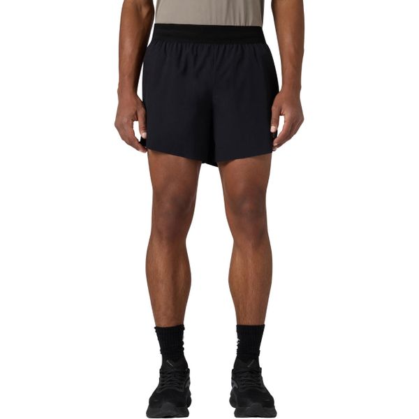 CHAMPION męskie spodenki treningowe Shorts. Czarne krótkie spodenki sportowe Champion, m, bez wzorów, z materiału. Za 145.99 zł.