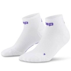Męskie skarpety kompresyjne sportowe za kostkę low cut Core Run Ultralight CEP. Czerwone skarpetki sportowe CEP, bez wzorów, z elastanu. Za 79.00 zł.