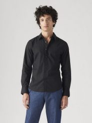 Levi's Koszula "Battery" - Slim fit - w kolorze czarnym rozmiar: M. Czarne koszule Levi's®, m, bez wzorów, z bawełny, bez kołnierzyka, bez ramiączek. Za 119.68 zł.