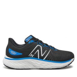 Buty do biegania New Balance. Czarne buty do biegania New Balance, bez wzorów, bez zapięcia, do biegania. Za 469.99 zł.