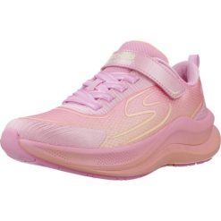Buty SKECHERS MAX CUSHIONING ASCEND SMOOT Rose. Czerwone buty trekkingowe Skechers, bez wzorów, z tkaniny, bez zapięcia. Za 238.99 zł.