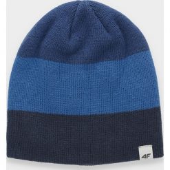 Czapka męska CAM157 - granat. Czapki zimowe 4F, bez wzorów, z dzianiny. Za 39.99 zł.