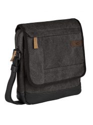 Camel Active Torebka "Air Flap" w kolorze czarnym - 30 x 26,5 x 7 cm rozmiar: onesize. Czarne torby na ramię Camel Active, bez wzorów, z bawełny, na ramię, małe, bez dodatków. Za 160.96 zł.