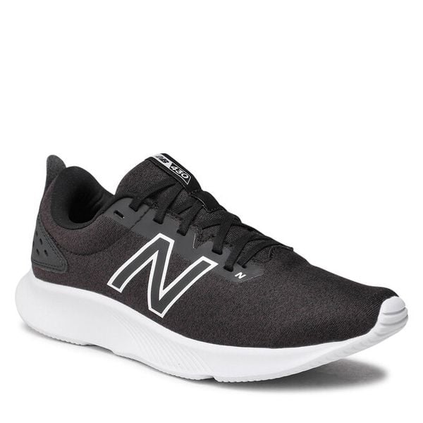 Buty do biegania New Balance. Czarne buty do biegania New Balance, bez wzorów, bez zapięcia, do biegania. Za 269.99 zł.
