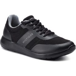 Sneakersy TOMMY HILFIGER - Core Lightweight Mesh Runner FM0FM02183 Black 990. Buty sportowe casual Tommy Hilfiger. W wyprzedaży za 329.00 zł.