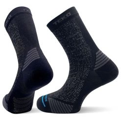 Skarpety do biegania Teko ecoRUN Short Crew Light Half Cushion 2.0. Czarne skarpety TEKO, bez wzorów. Za 43.00 zł.