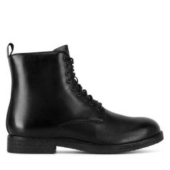 Kozaki Lasocki. Czarne kozaki Lasocki, bez wzorów, bez obcasa, bez zapięcia. Za 279.99 zł.