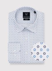 PAKO LORENTE – Biała koszula niebieskie trójkąty. Białe koszule Pako Lorente, na lato, m, bez wzorów, z bawełny, bez kołnierzyka, bez ramiączek. Za 119.99 zł.