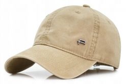 Letnia Czapka z Daszkiem (Bejsbolówka) - Pako Jeans - Jasnobeżowa. Brązowe czapki z daszkiem Pako Jeans, na lato, bez wzorów, z bawełny. Za 55.00 zł.