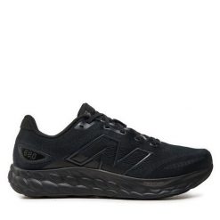 Buty do biegania New Balance. Czarne buty do biegania New Balance, bez wzorów, bez zapięcia, do biegania. Za 499.99 zł.