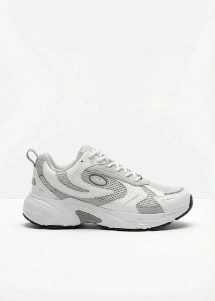 Sneakersy chunky marki Fila na lekkiej podeszwie. Białe buty sportowe casual bonprix, bez wzorów, bez zapięcia. Za 154.99 zł.