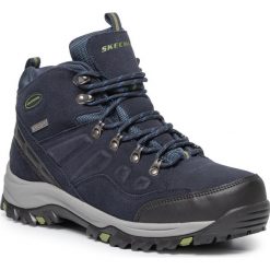 Trekkingi SKECHERS - Pelmo 64869 Navy. Niebieskie trekkingi Skechers, bez wzorów, z materiału, bez zapięcia. Za 379.00 zł.