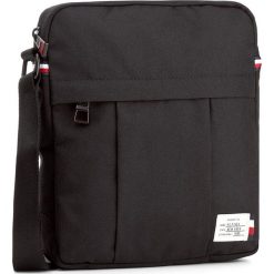 Saszetka TOMMY HILFIGER - Tommy Slim Reporter AM0AM02611 002. Saszetki i nerki marki Tommy Hilfiger. W wyprzedaży za 209.00 zł.