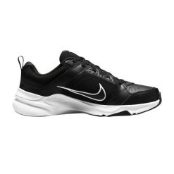 Buty Mężczyzna Nike Defyallday czarny. Czarne buty turystyczne Nike, bez wzorów, z materiału, bez zapięcia, trekkingowe. Za 369.00 zł.