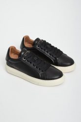 Sneakersy męskie skórzane Soho ALEXANDER SMITH. Buty sportowe casual Alexander Smith, bez wzorów, bez zapięcia. Za 999.00 zł.