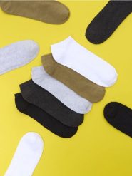 Skarpetki 5 pack - szary. Szare skarpety Sinsay, bez wzorów. Za 11.99 zł.