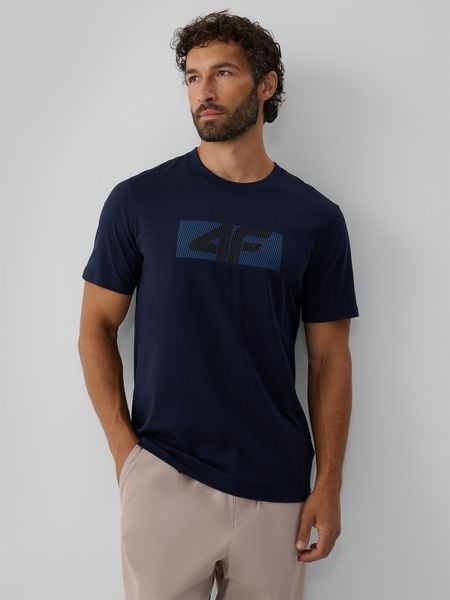 4F T-shirt regular z nadrukiem męski - granatowy XXL. Niebieskie t-shirty 4F, bez wzorów, z bawełny, bez ramiączek. Za 79.99 zł.