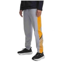 Spodnie do biegania męskie Under Armour Velociti Storm. Szare buty do biegania Under Armour, bez wzorów, z dresówki, bez zapięcia, do biegania. Za 189.99 zł.