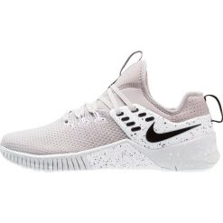 Nike Performance FREE METCON Obuwie do biegania neutralne atmosphere grey/black/pure platinum. Buty do biegania marki Nike Performance. W wyprzedaży za 399.20 zł.