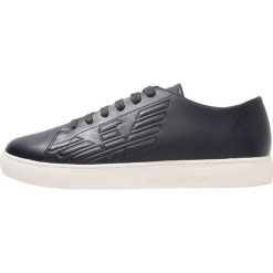 Emporio Armani ACTION Sneakersy niskie night. Buty sportowe casual marki Emporio Armani. Za 669.00 zł.