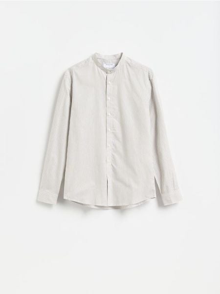 Koszula slim z bawełny merceryzowanej - oliwkowy. Zielone koszule Reserved, l, bez wzorów, z bawełny, bez kołnierzyka, bez ramiączek. Za 129.99 zł.