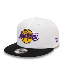 Czapka z daszkiem New Era. Białe czapki z daszkiem New Era, bez wzorów. Za 129.99 zł.