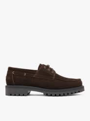Ciemnobrązowe półbuty boat shoes. Brązowe eleganckie półbuty Ryłko, bez wzorów, z jeansu, bez obcasa, na płaskiej podeszwie, bez zapięcia. Za 549.99 zł.